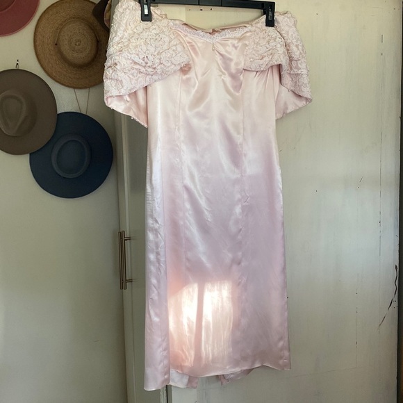Vintage Dresses & Skirts - Vintage